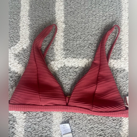 LSPACE Bikini Top & Bottom (S & M) - Picture 2 of 5